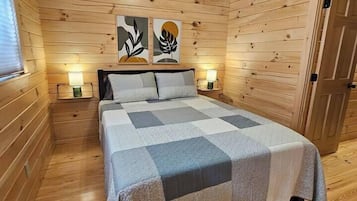 2 makuuhuonetta, Wi-Fi, vuodevaatteet