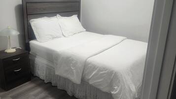 1 多间卧室、办公桌、熨斗/熨衣板、WiFi