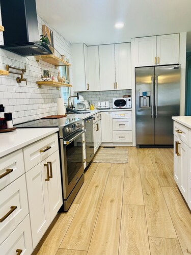 Carters Creek Cottage just minutes away from Franklin, Leipers Fork, South Hall.