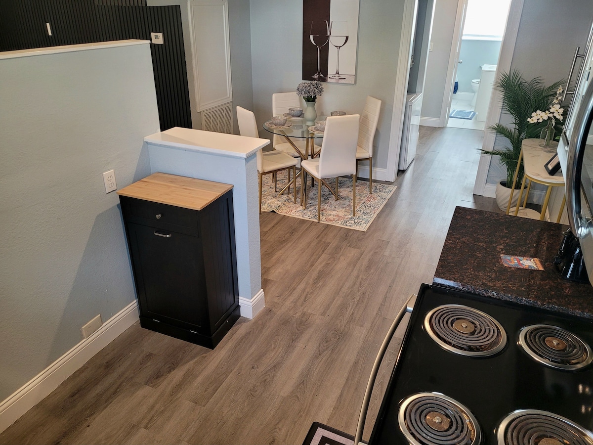 Photo 23 of Tranquil 2-bedroom pet friendly Apt mins from Downtown & Med. Center with WiFi