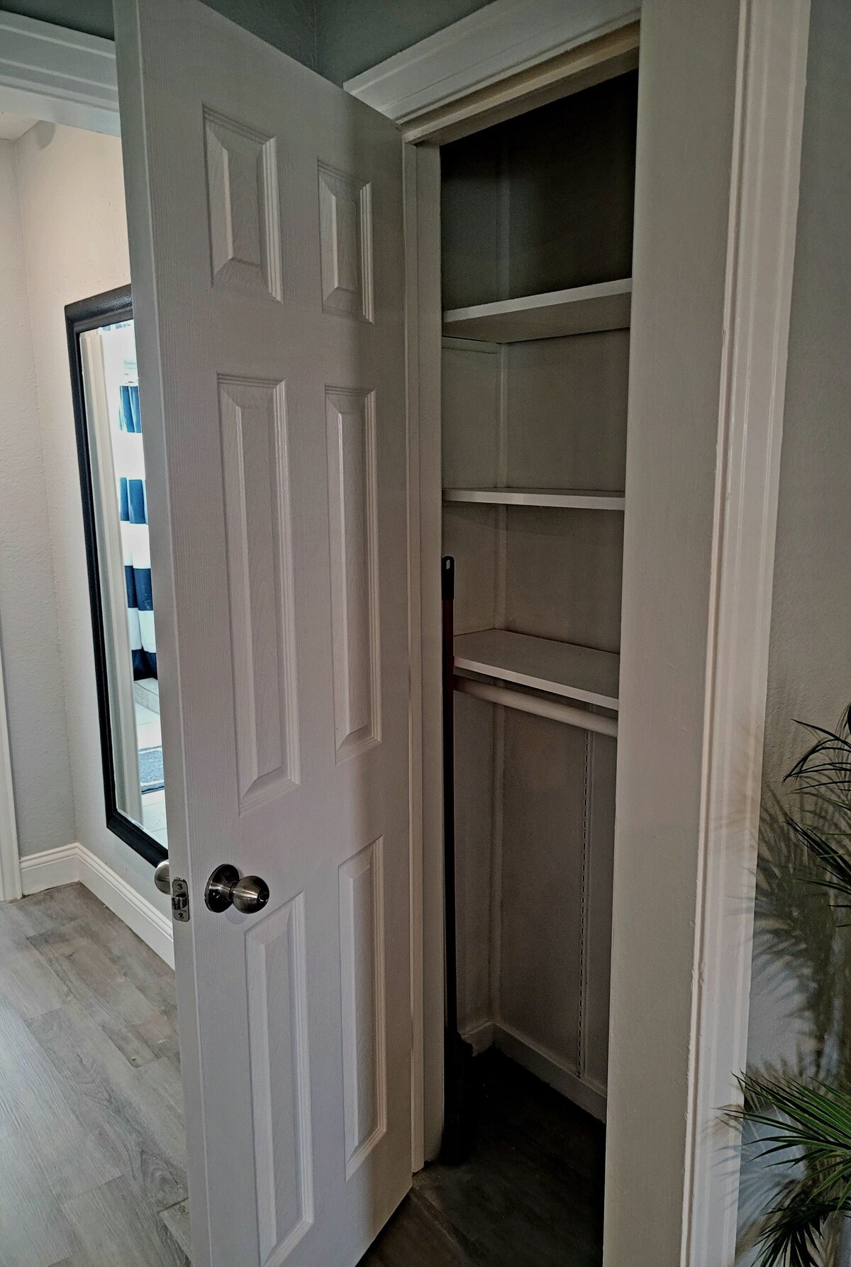 Photo 22 of Tranquil 2-bedroom pet friendly Apt mins from Downtown & Med. Center with WiFi
