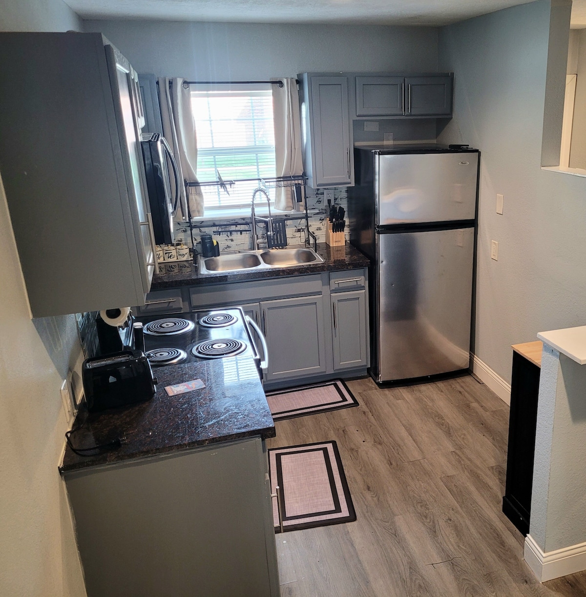 Photo 44 of Tranquil 2-bedroom pet friendly Apt mins from Downtown & Med. Center with WiFi
