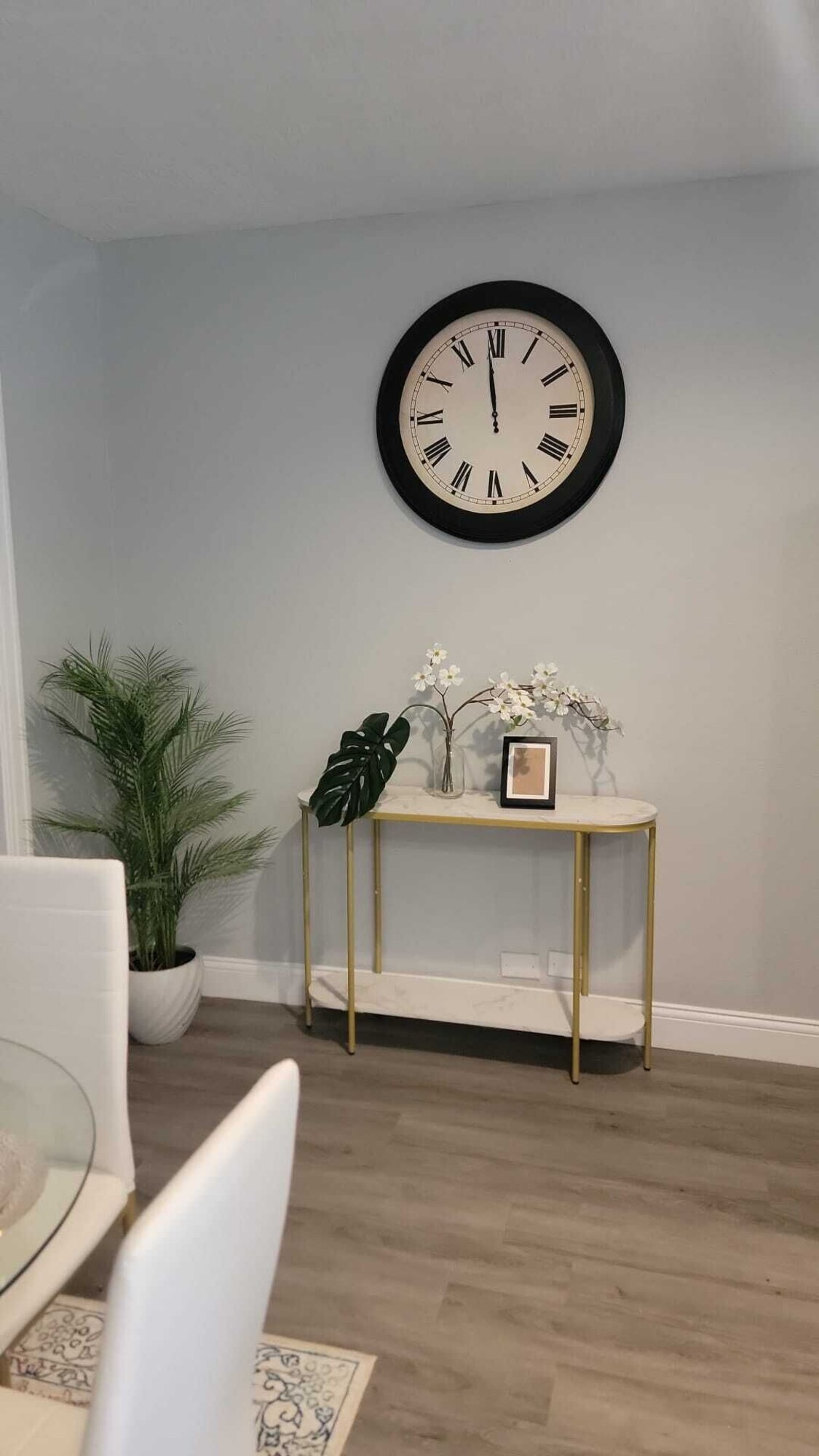 Photo 8 of Tranquil 2-bedroom pet friendly Apt mins from Downtown & Med. Center with WiFi