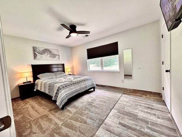 2 Schlafzimmer, Bügeleisen/Bügelbrett, kostenloses WLAN, Bettwäsche