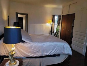 2 Schlafzimmer, Bügeleisen/Bügelbrett, WLAN, Bettwäsche
