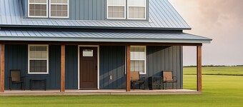 Warm and Inviting 2-bedroom cabin in Harrod with high speed Wi-Fi and much more!