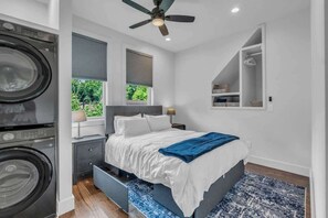 1 chambre, fer et planche à repasser, Wi-Fi, draps fournis