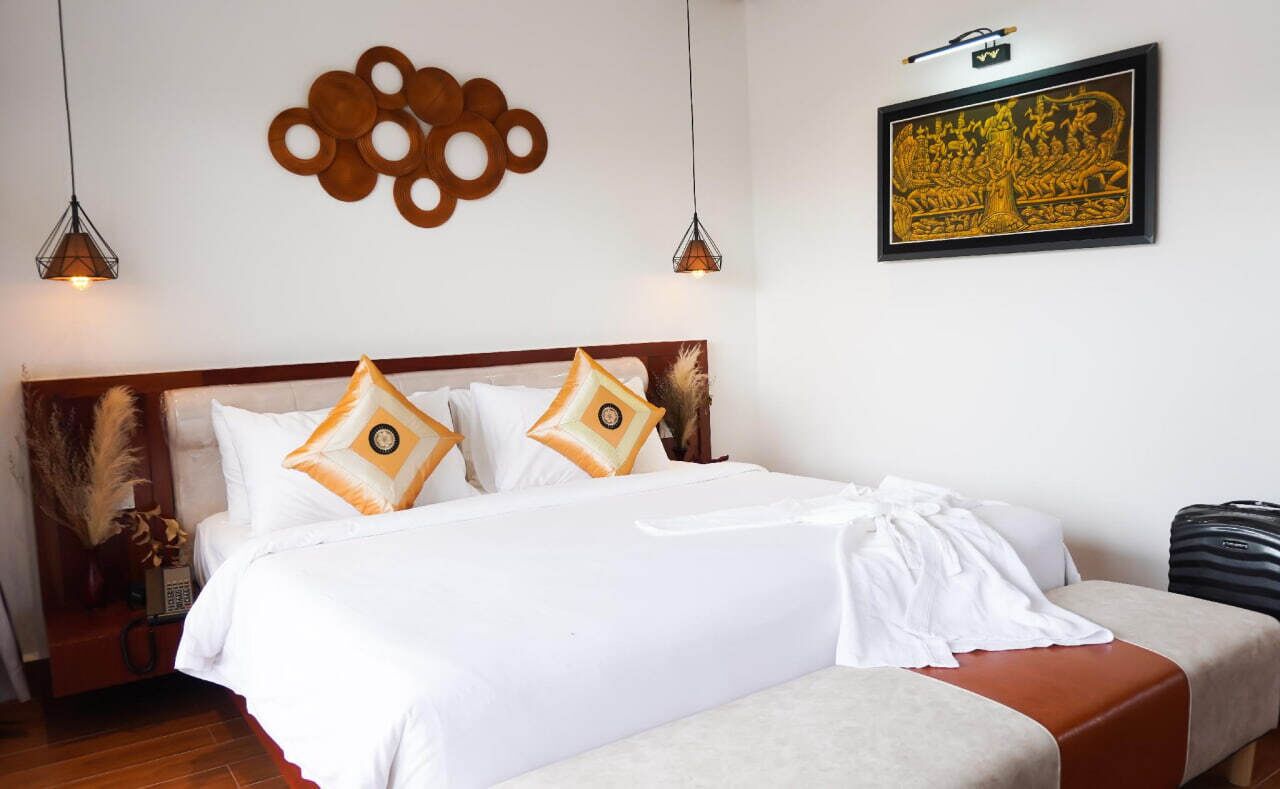 Deluxe Double Room | Premium bedding, in-room safe, desk, blackout drapes