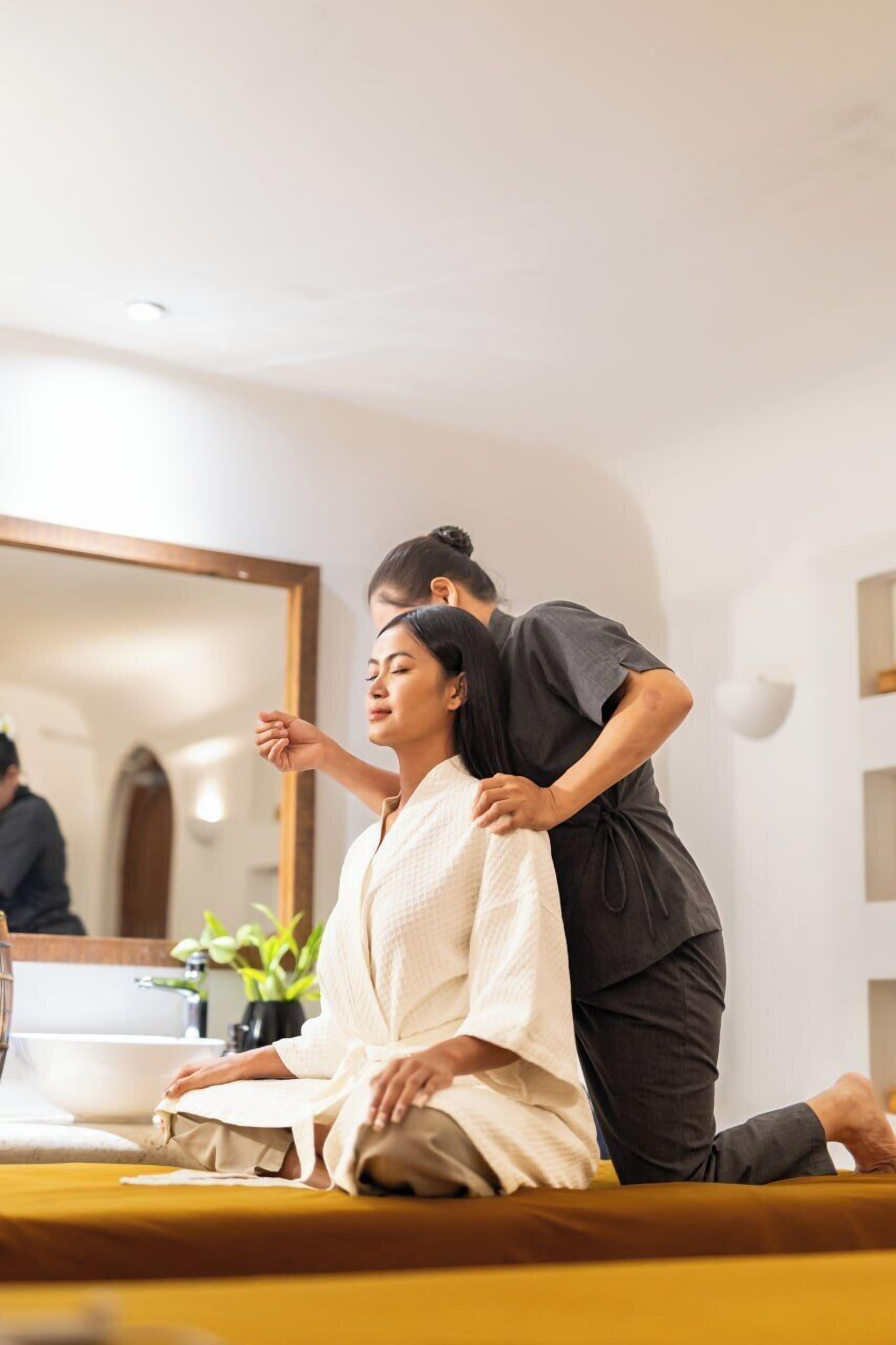 Couples treatment room(s), hot stone massages, deep-tissue massages