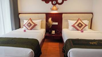 Premium bedding, in-room safe, desk, blackout curtains