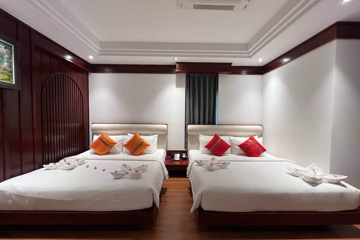 Family Suite, Balcony, Pool View