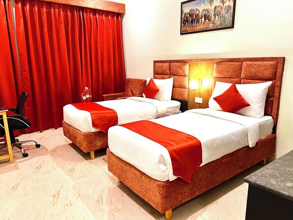 Bureau, espace de travail pour ordinateur portable