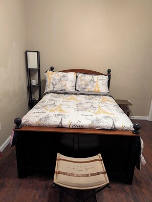 2 bedrooms, WiFi, bed sheets