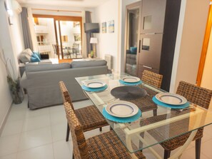 Dining - Apartment Port de Pollensa - minutes from beach (Puerto Pollensa)