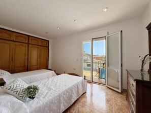 5 bedrooms, Internet