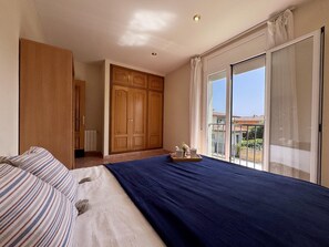 5 عدّة غرف نوم وخدمة الإنترنت