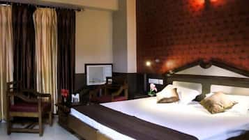 Deluxe Room, Air conditioning, City View | Desk, laptop workspace, free WiFi