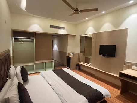 Desk, laptop workspace, free WiFi. A P Residency