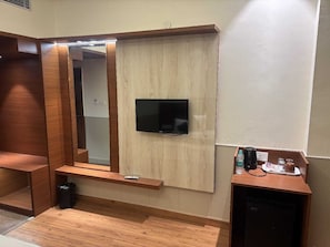 Desk, laptop workspace, free WiFi - A P Residency (Ambala)