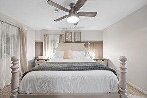 4 bedrooms, travel crib, WiFi