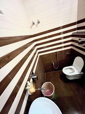 Chambre Double Deluxe | Salle de bain