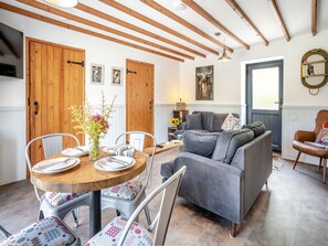 Interior - The Old Cowsheds 2 - Shippon - UK49787 (Cribyn, Lampeter)