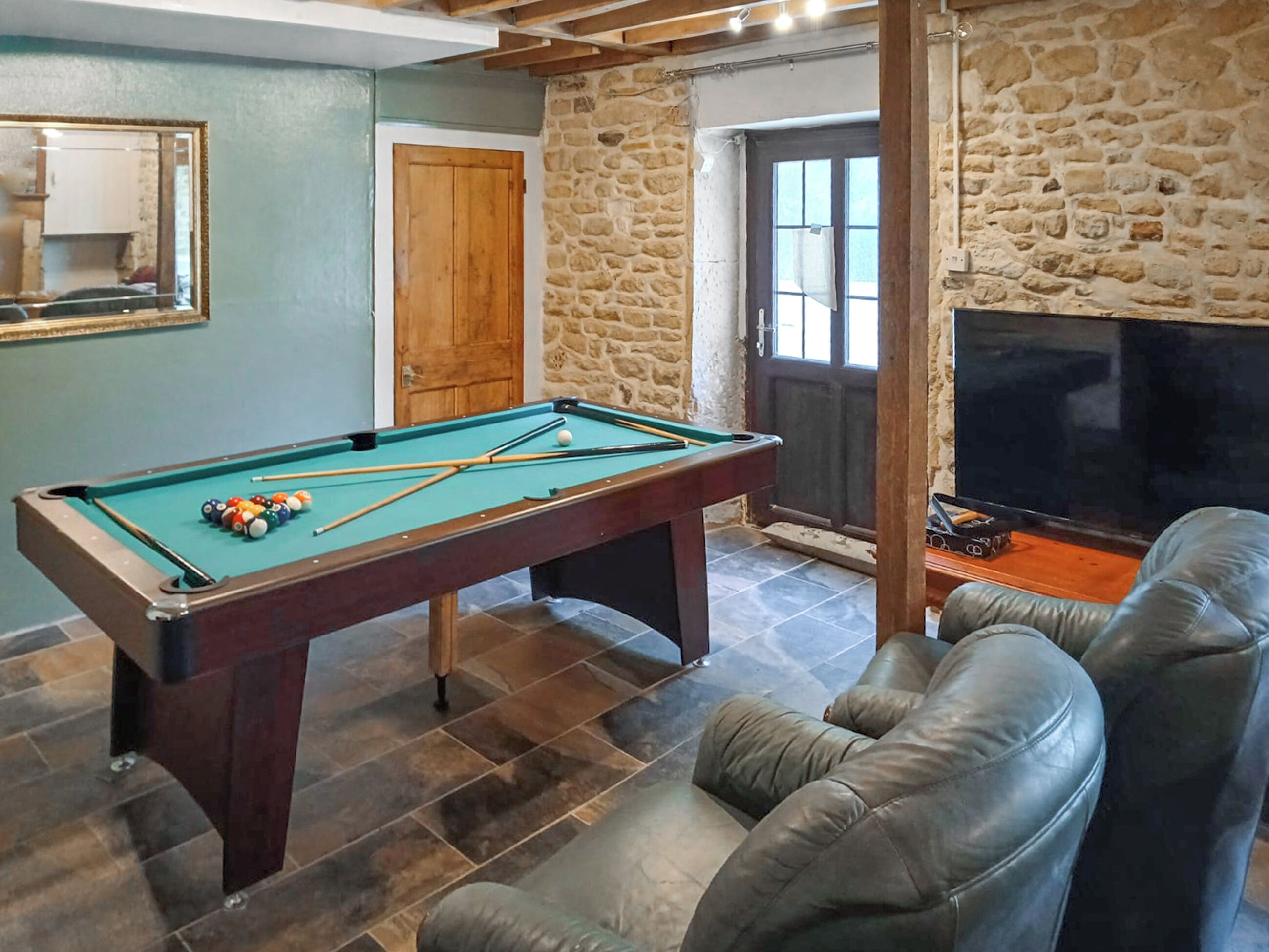 6 Bedroom Accommodation In Beaminster - Crewkerne
