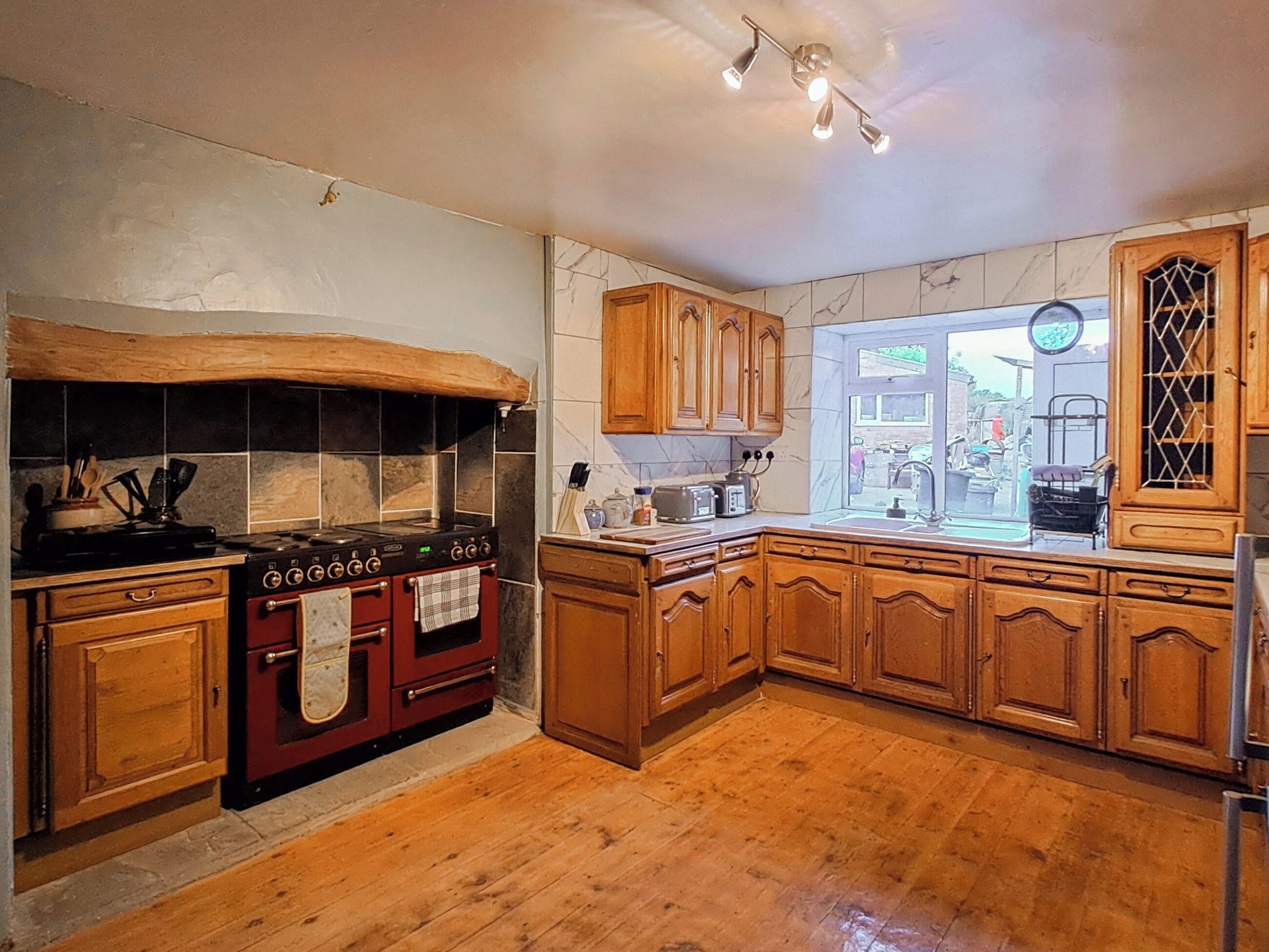 Dishwasher, high chair