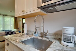 Fridge, microwave, coffee/tea maker, cookware/dishes/utensils - Walk to Beach & Lighthouse: Oak Bluffs Studio! (Oak Bluffs)