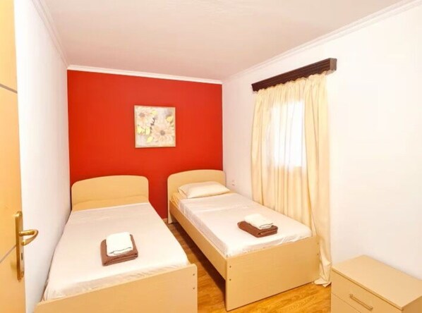 3 chambres, lit parapluie, Wi-Fi gratuit