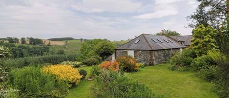 Khuôn viên nơi lưu trú