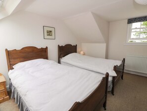 4 bedrooms, individually decorated, individually furnished, free WiFi - Townhead of Auchenbainzie (Thornhill)