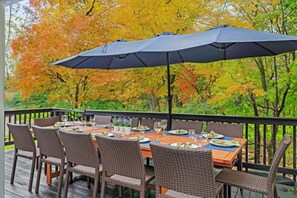 屋外ダイニングエリア