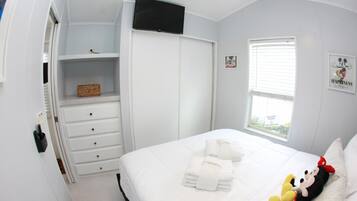 1 Schlafzimmer, Bügeleisen/Bügelbrett, Reisekinderbett, kostenloses WLAN