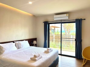 Standard Double Room With Lake View- Fl1