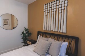 1 bedroom, iron/ironing board, bed sheets