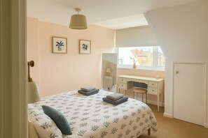 2 Schlafzimmer, Bügeleisen/Bügelbrett, WLAN, Bettwäsche