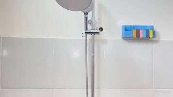 Double Room, Garden View | Bathroom