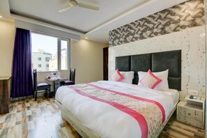 Deluxe Double or Twin Room | Free WiFi - AIRPORT HOTEL PEEBLES (New Delhi)