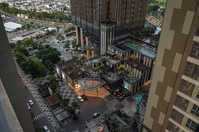 Nice Luxury Apartments Vinhome Central