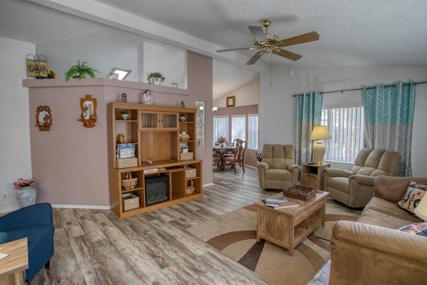 Great 2 Bedroom Home In Beautiful Show Low - Show Low, AZ