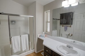 Hair dryer - Great 2 Bedroom Home in Beautiful Show Low (Show Low)