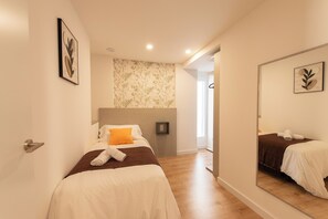 Comfort Apartment, City View | Desk, laptop workspace, free WiFi