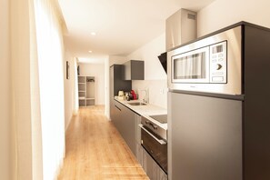 Leilighet – comfort, byutsikt | Eget kjøkken | Kjøleskap og mikrobølgeovn