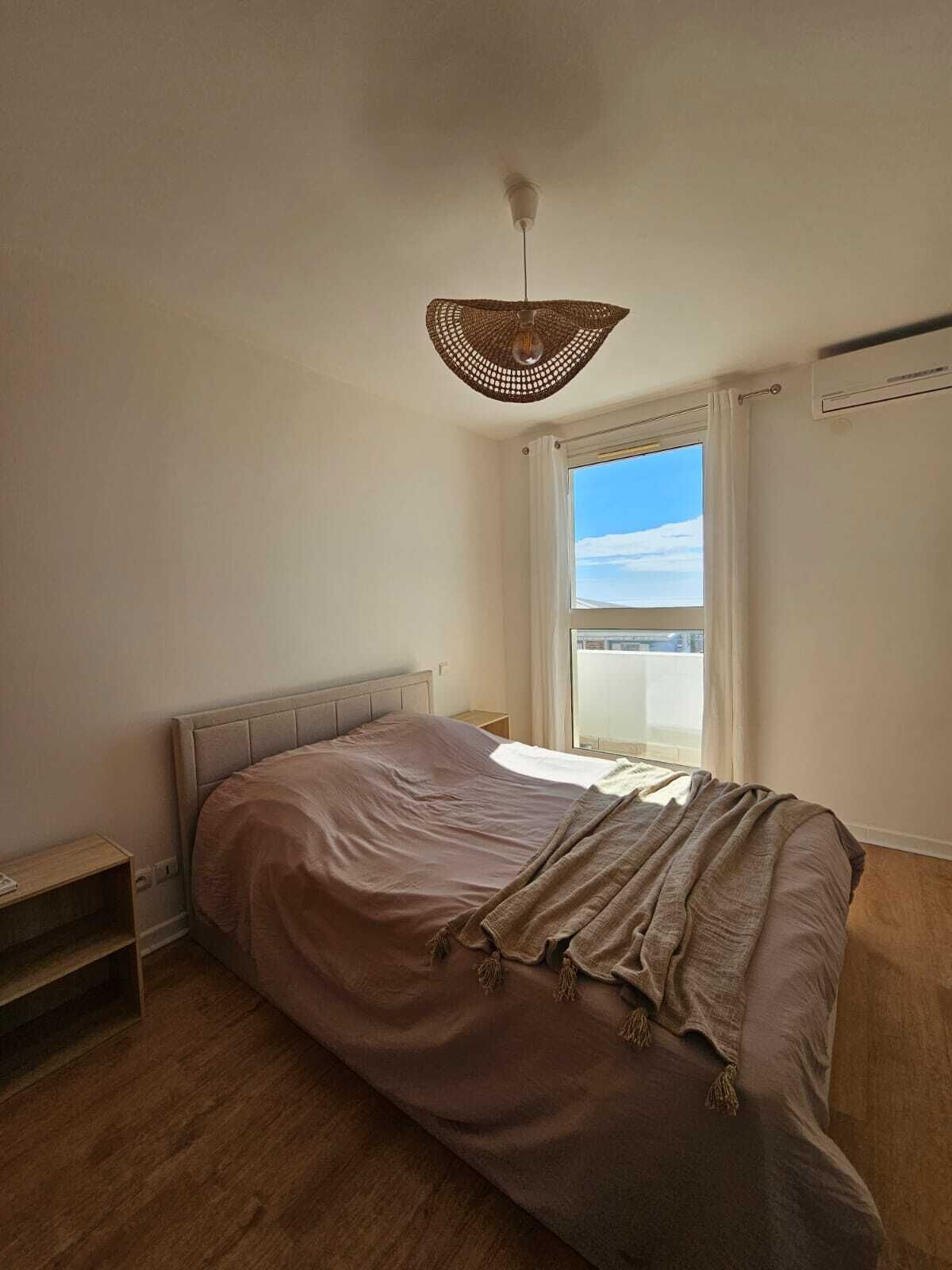 2 室のベッドルーム、アイロン / アイロン台、WiFi、ベッドシーツ