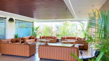 Siddeområde i lobbyen