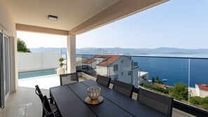 Outdoor dining - Villa Sole Komarna by Villas Guide (Klek)