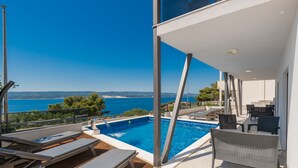Pool - Apartman Mia 2 - Omiš by Villas Guide (Mimice)