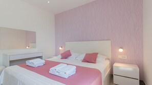 1 chambre, Wi-Fi gratuit, draps fournis