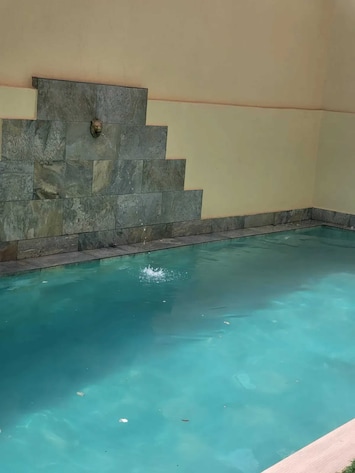 Vue sur piscine